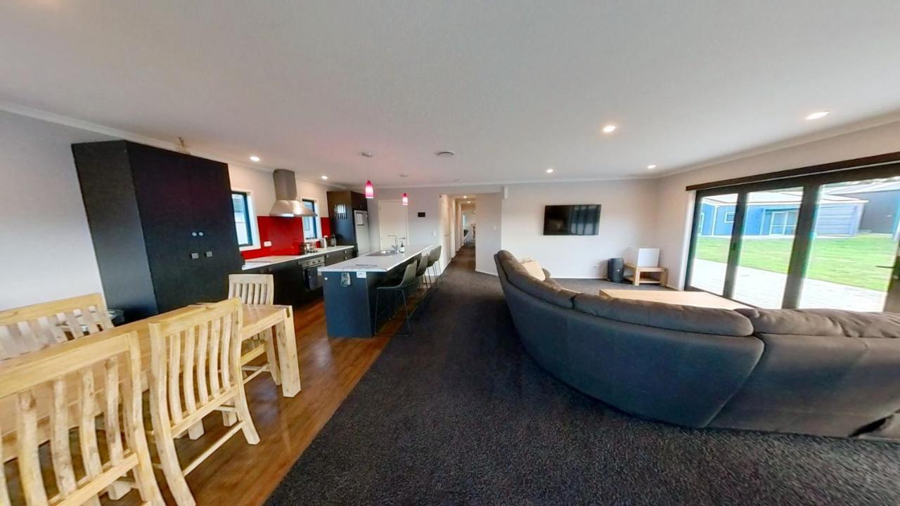 Full Holiday Home To Yourself, Up To 21 Guests Atiamuri Eksteriør billede