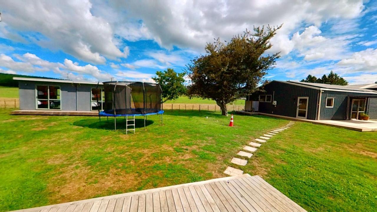 Full Holiday Home To Yourself, Up To 21 Guests Atiamuri Eksteriør billede